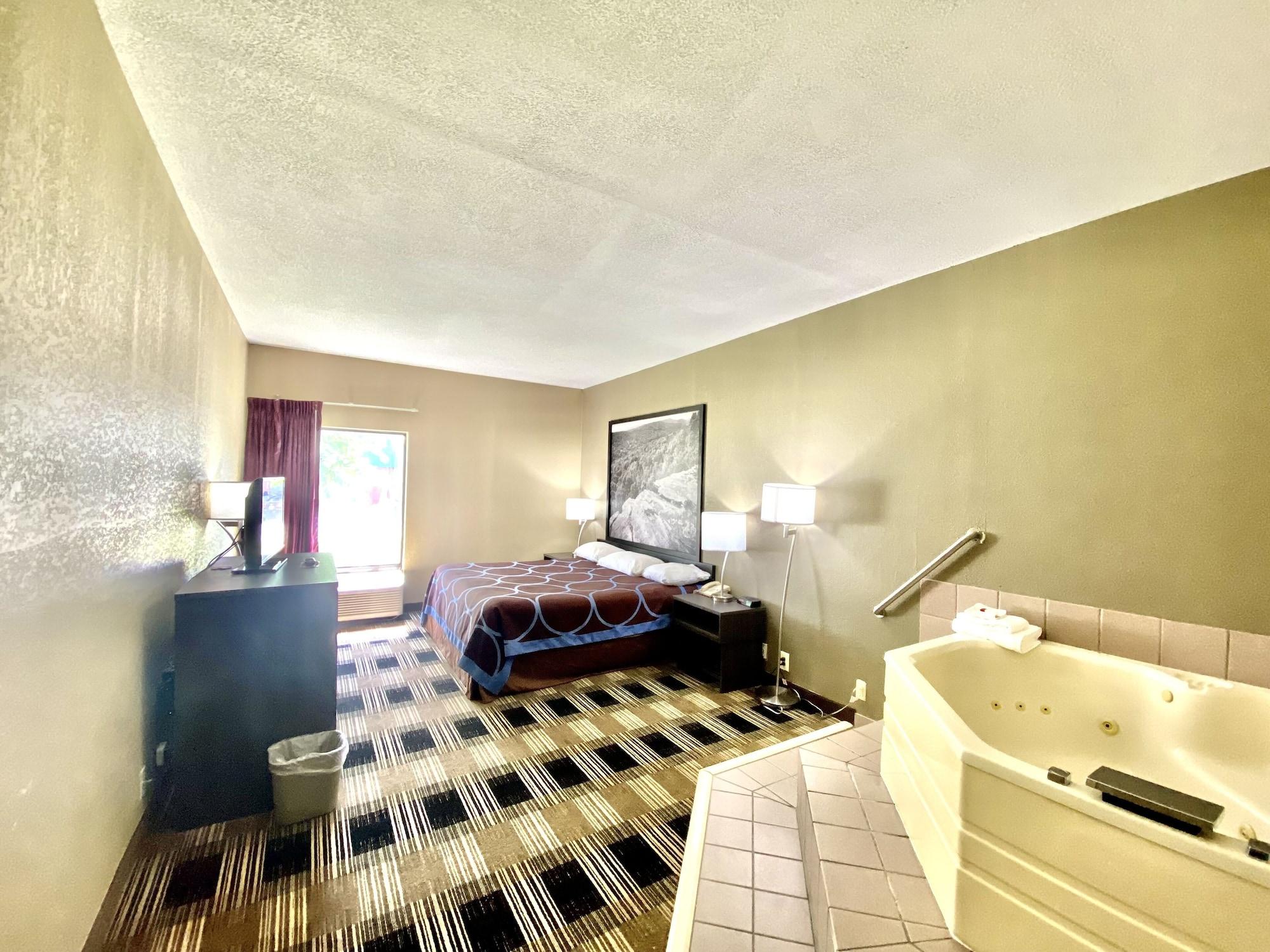 Super 8 By Wyndham Conway Otel Dış mekan fotoğraf