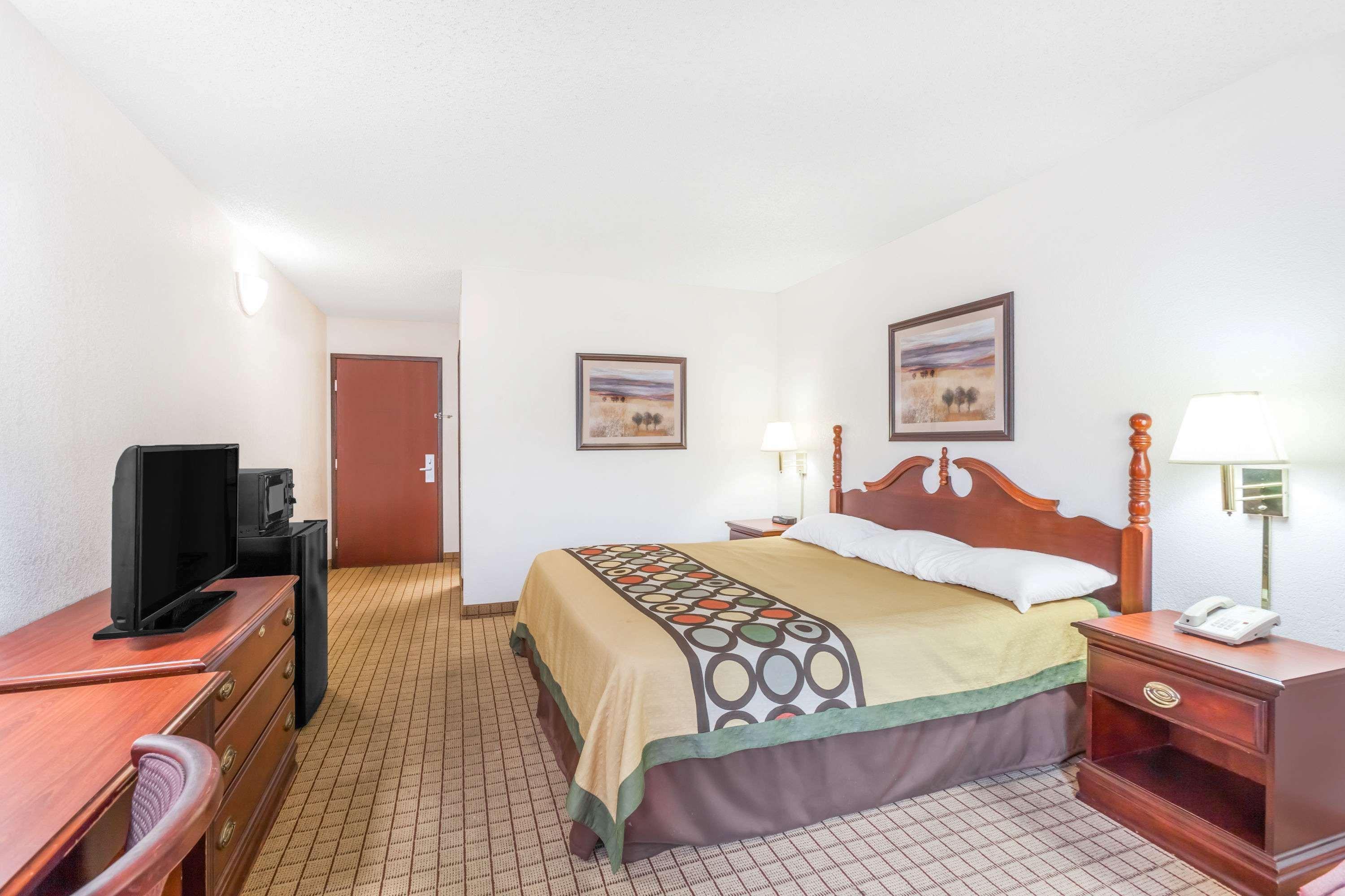 Super 8 By Wyndham Conway Otel Dış mekan fotoğraf